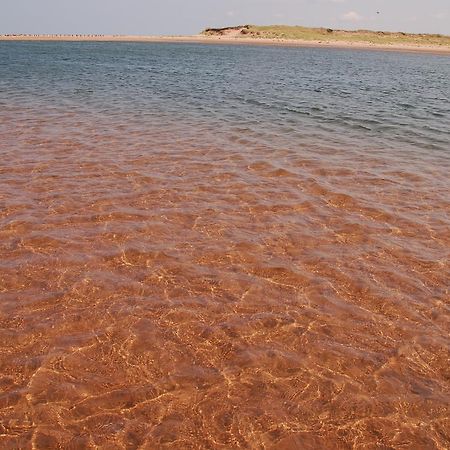 Goodview Cottages By Stanhope Beach Pei For Adults Only Exteriör bild